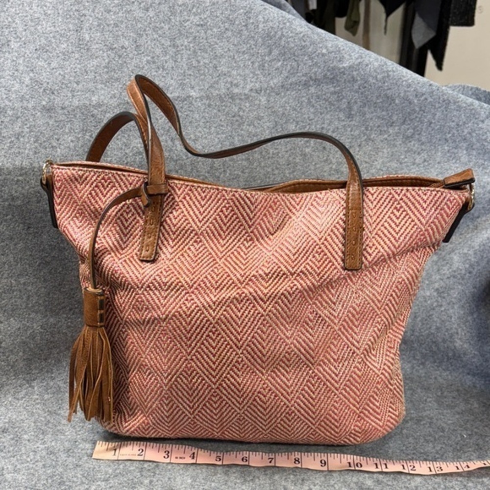 Jen & Co. 2Tone Natural Tote Bag purse woven material vegan leather accents.